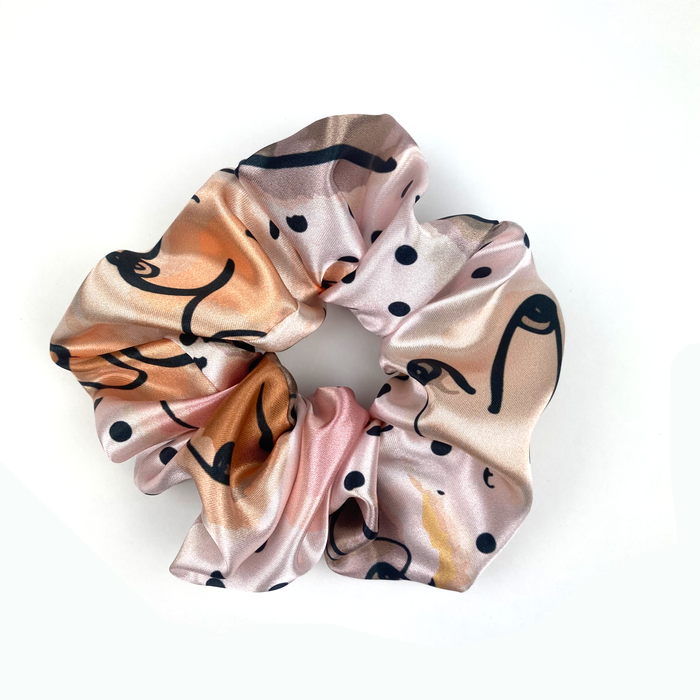 Tata-Tastic Classic Scrunchie