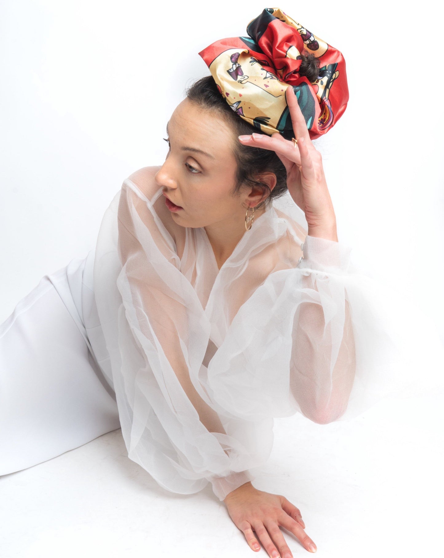 Debutante Giant Scrunchie